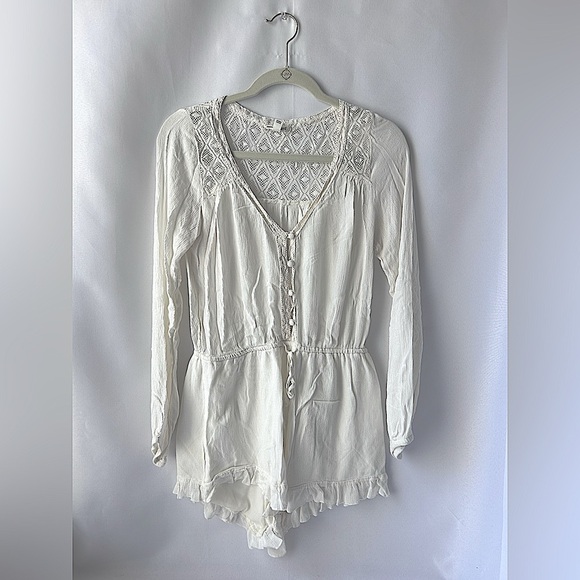 Billabong Brandy Lee ruffled Romper - Picture 2 of 7